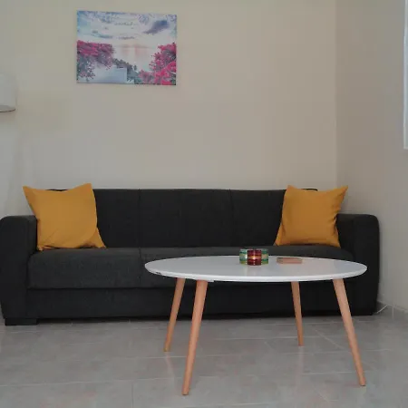 Annamaria House לגאנאס