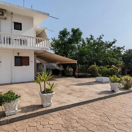 דירה Annamaria House