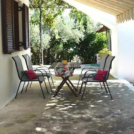 Annamaria House דירה *