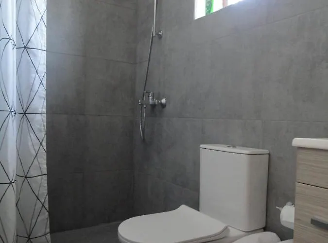 Annamaria House